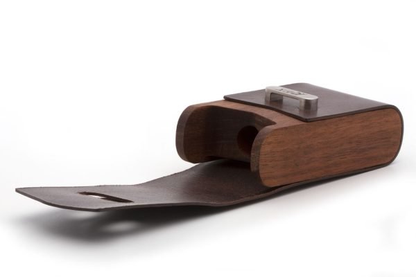 Rex Supply Co. DE Safety Razor Case - Leather and Walnut Design flap open left