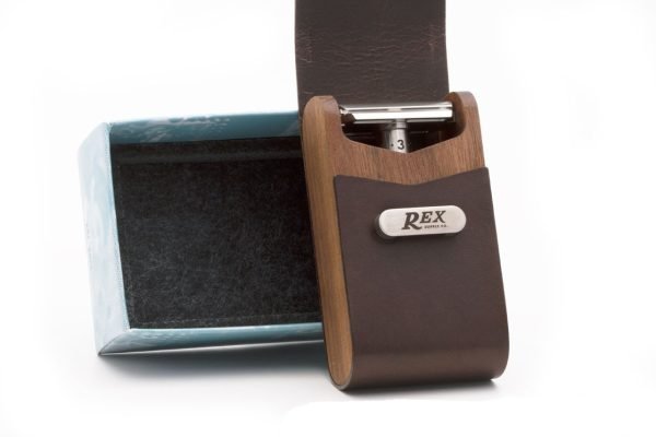 Rex Supply Co. DE Safety Razor Case - Leather and Walnut Design with razor open with razor