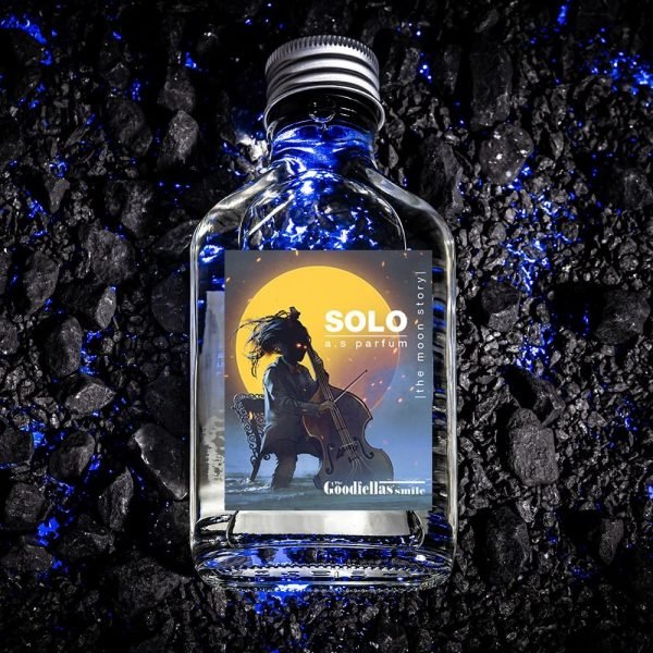 The Goodfellas’ Smile SOLO Aftershave Lotion in 100ml Italian glass bottle - on stones