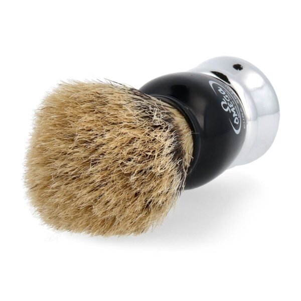 Omega 11648 shaving brush knot close-up