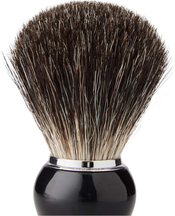 Omega 666 Pure Badger Shaving Brush Closeup