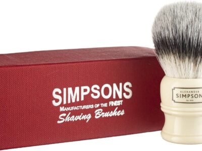 Simpsons Trafalgar T3 synthetic shaving brush next to box