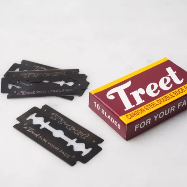 Pack of 10 Treet carbon steel double edge razor blades with black coated blades fanned out