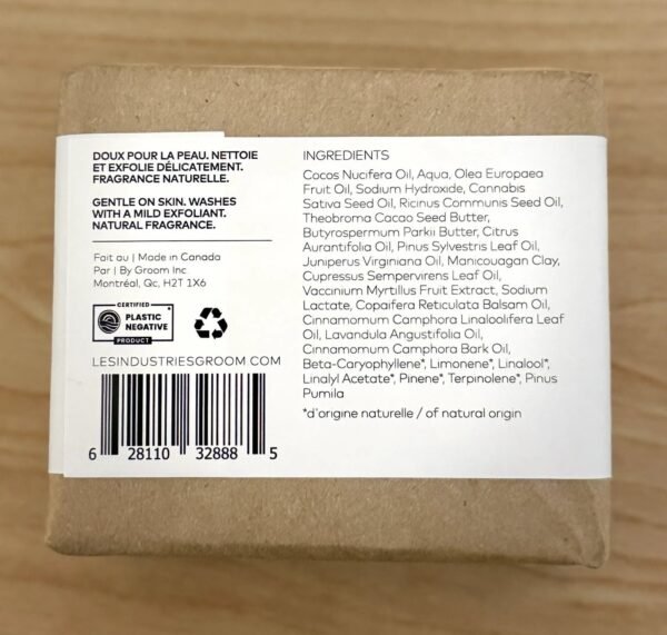 Back label of GROOM North Soap kraft box with bilingual claims, ingredient list, Made in Canada and UPC 628110328885
